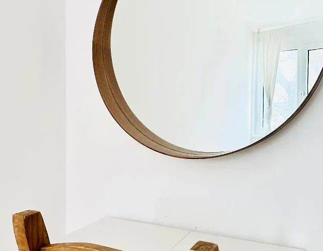 Hotel Cozy Danube - 15 Mins To Downtown Vienna